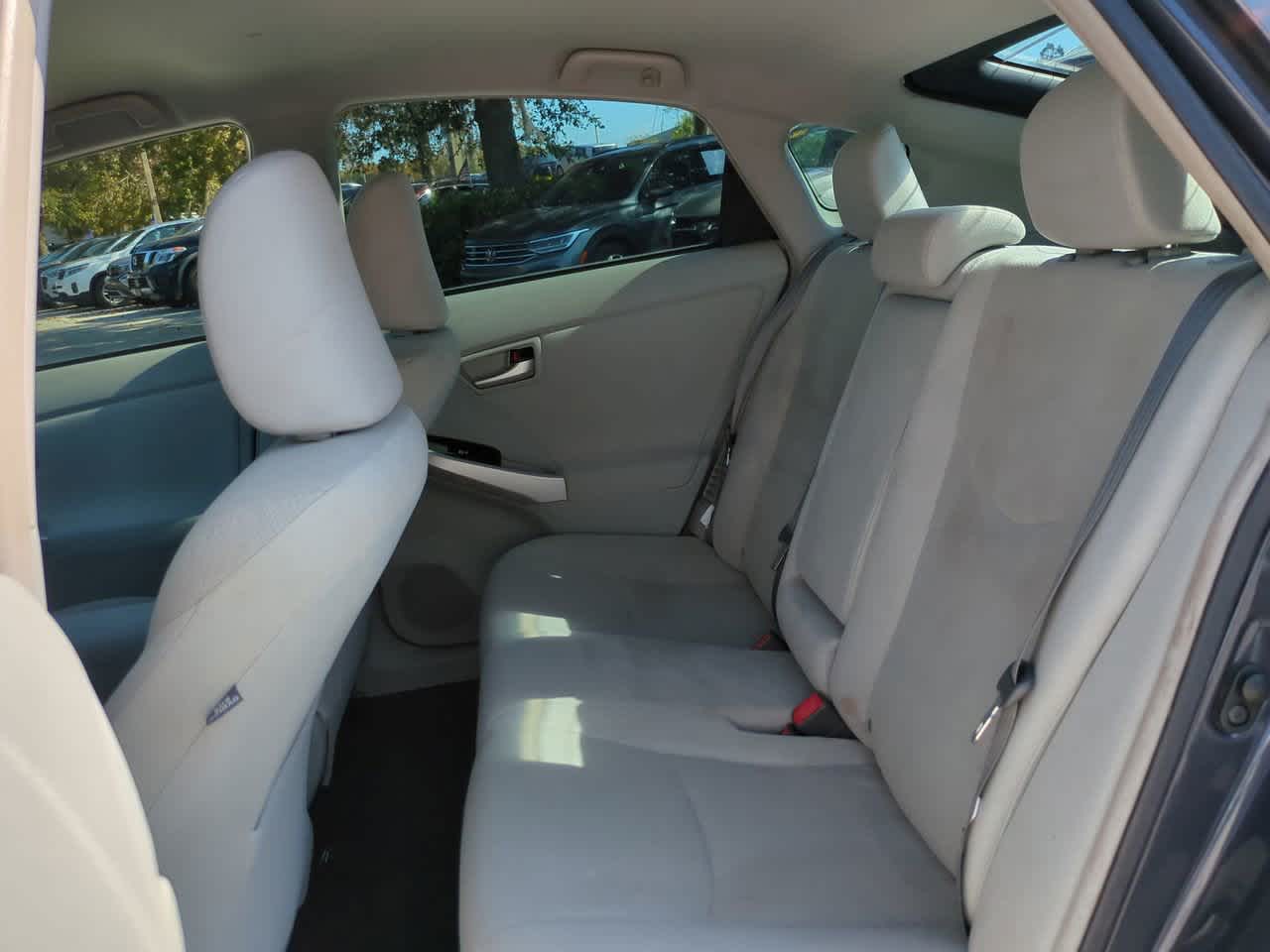 Thumbnail: 2015 Toyota Prius - 13