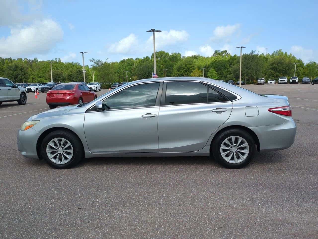 Thumbnail: 2015 Toyota Camry - 3