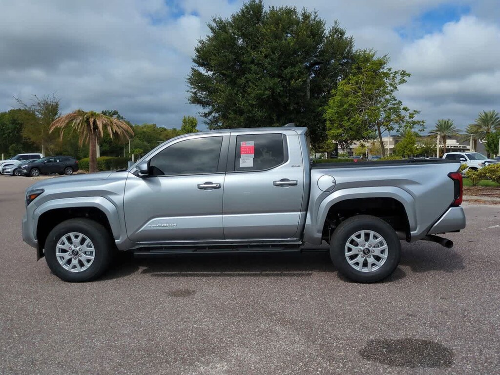 New 2025 Toyota Tacoma SR5 Truck Double Cab