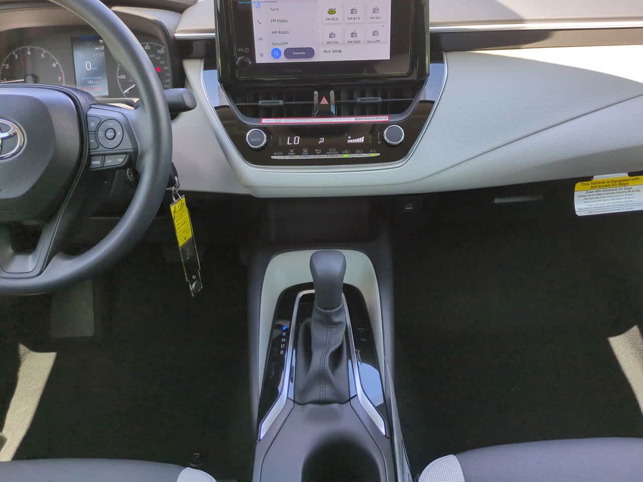 Thumbnail: 2025 Toyota Corolla - 18