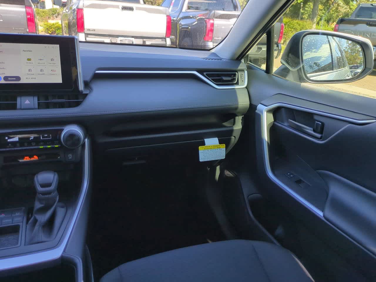 Thumbnail: 2025 Toyota RAV4 - 16