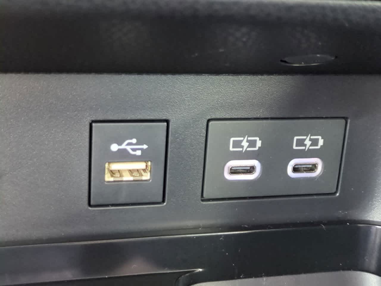 Thumbnail: 2025 Toyota Camry - 20