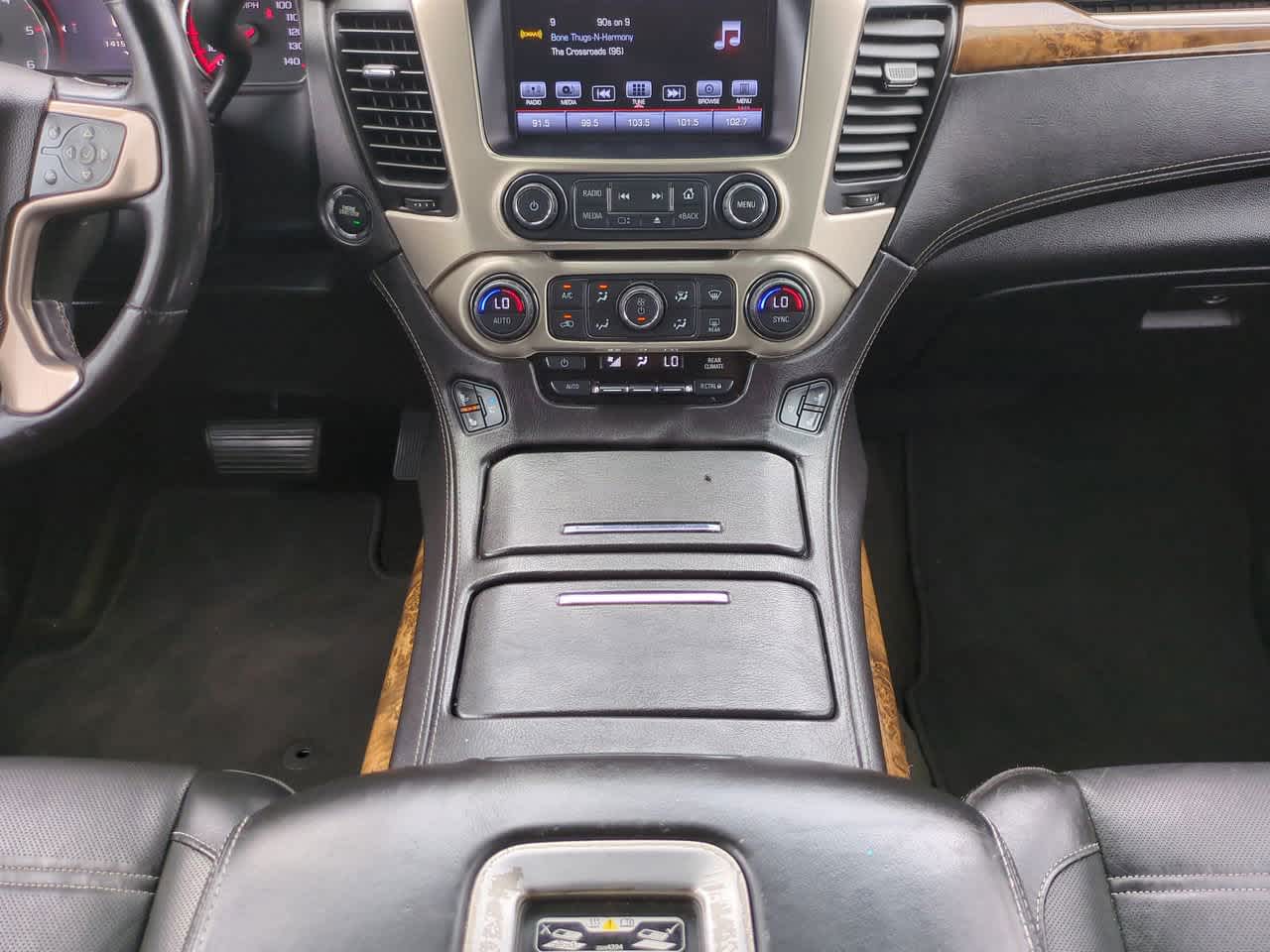 Thumbnail: 2016 GMC Yukon XL - 19