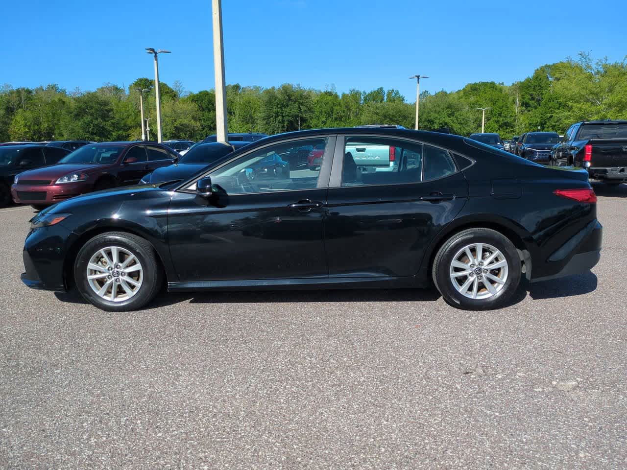 Thumbnail: 2025 Toyota Camry - 3