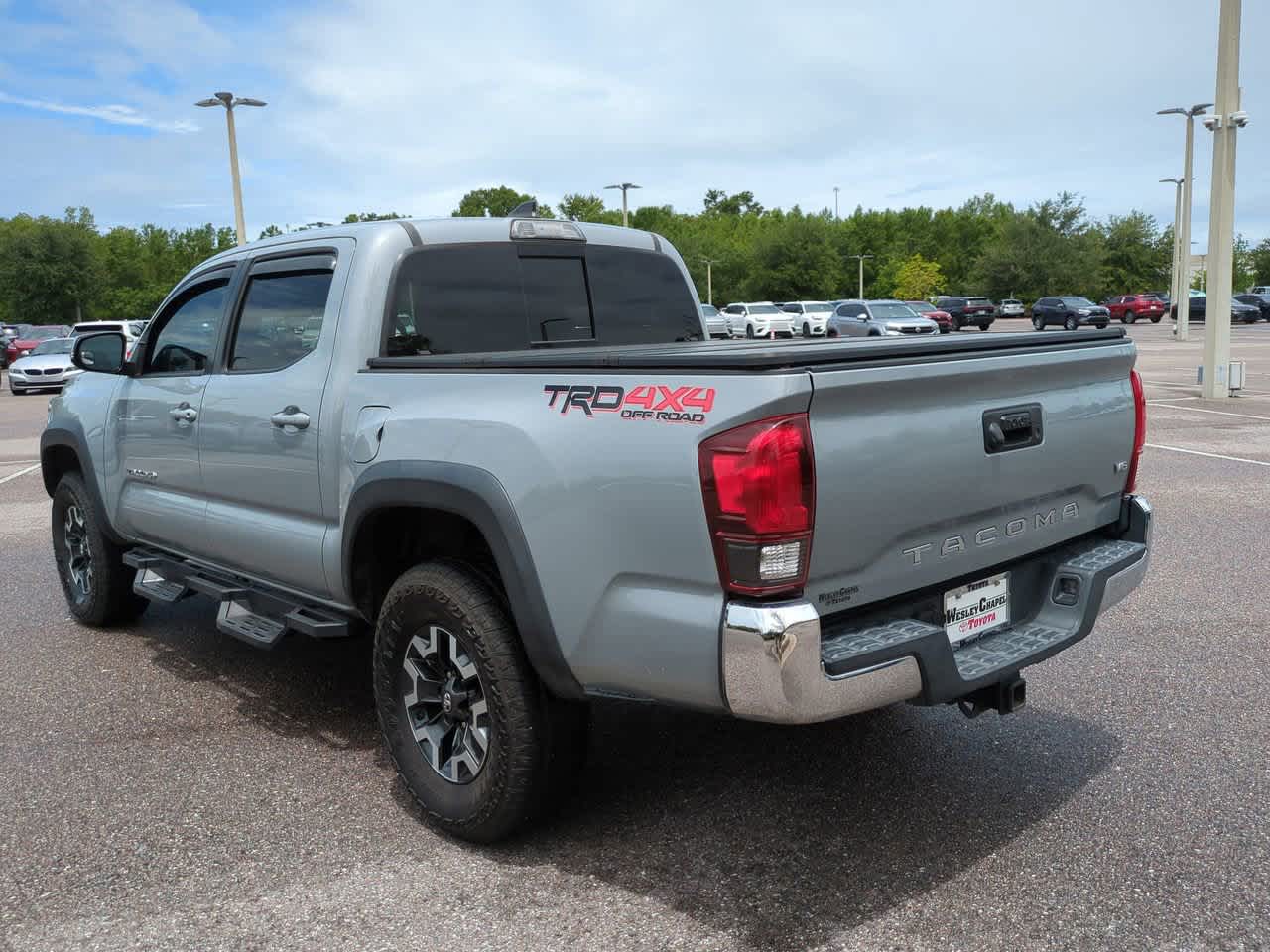 Thumbnail: 2019 Toyota Tacoma - 4
