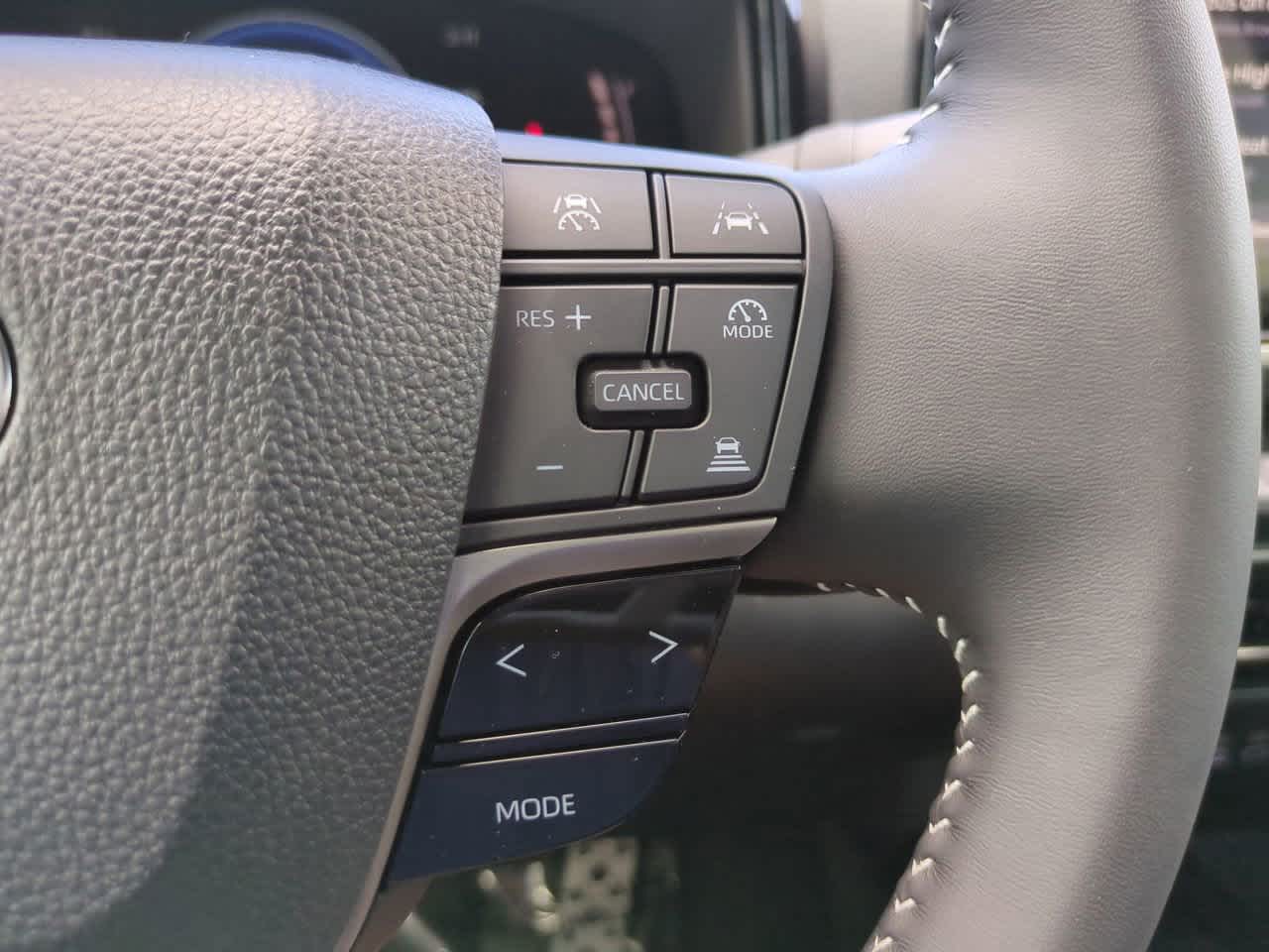 Thumbnail: 2025 Toyota Camry - 24