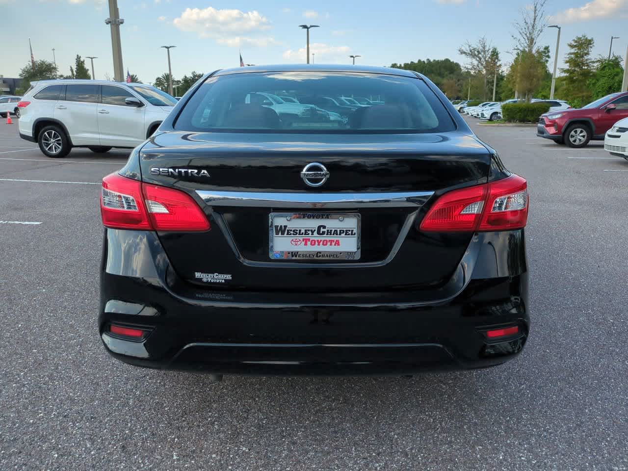 Thumbnail: 2017 Nissan Sentra - 5