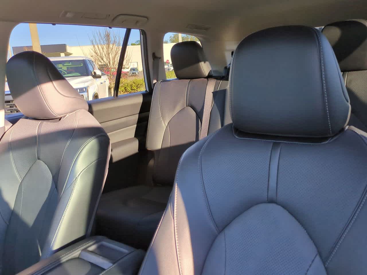 Thumbnail: 2024 Toyota Grand Highlander - 7