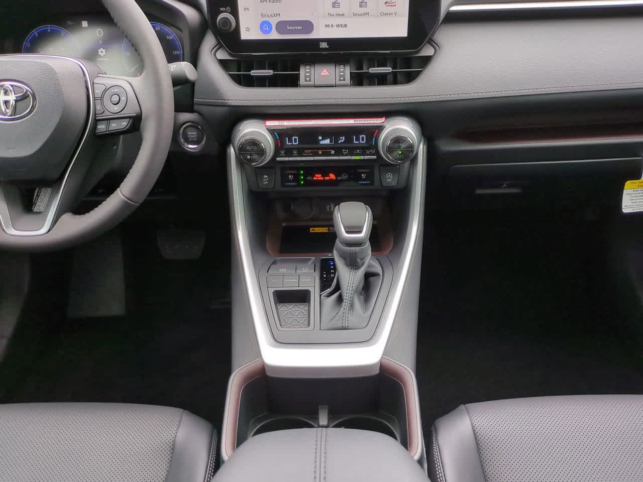 Thumbnail: 2025 Toyota RAV4 - 18