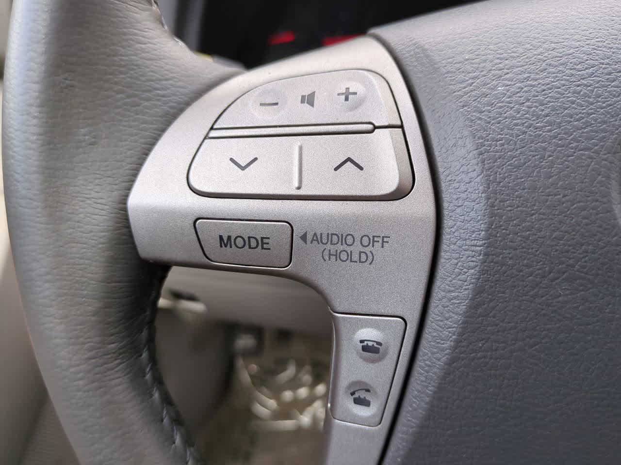 Thumbnail: 2010 Toyota Camry - 23