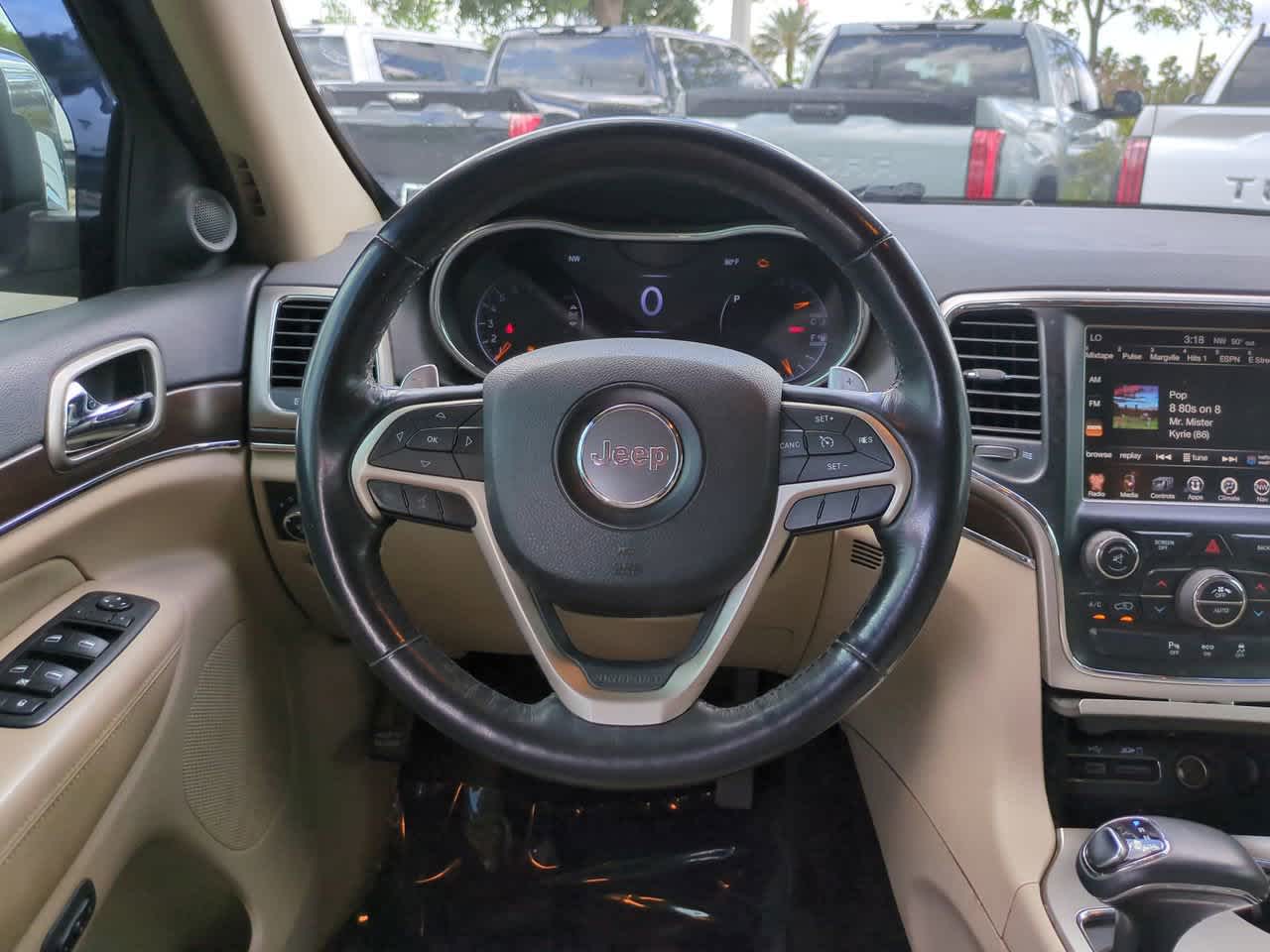 Thumbnail: 2015 Jeep Grand Cherokee - 15