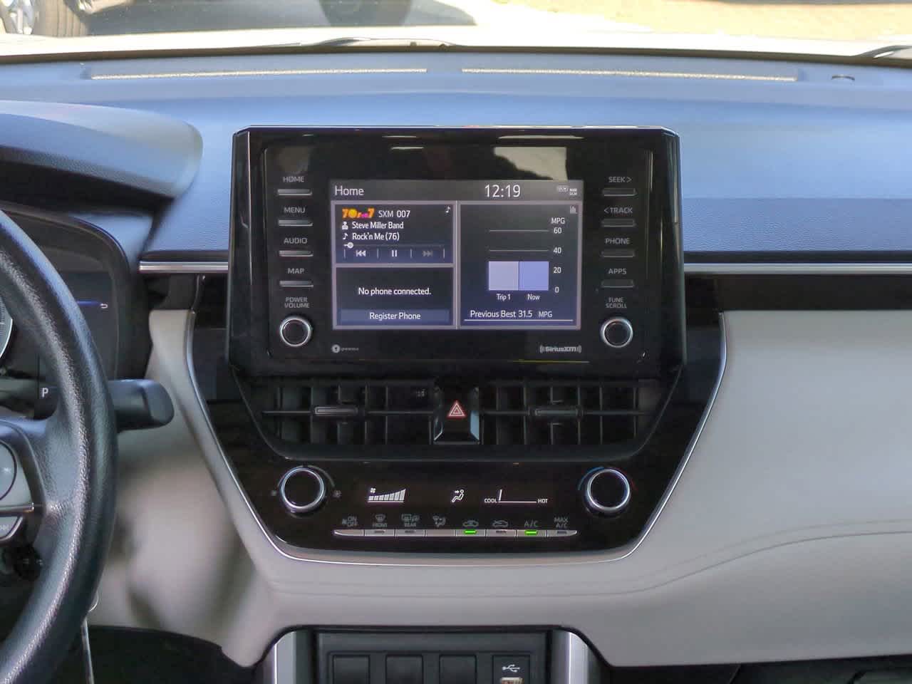 Thumbnail: 2022 Toyota Corolla Cross - 17