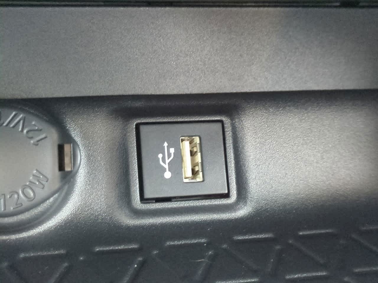 Thumbnail: 2025 Toyota RAV4 - 21