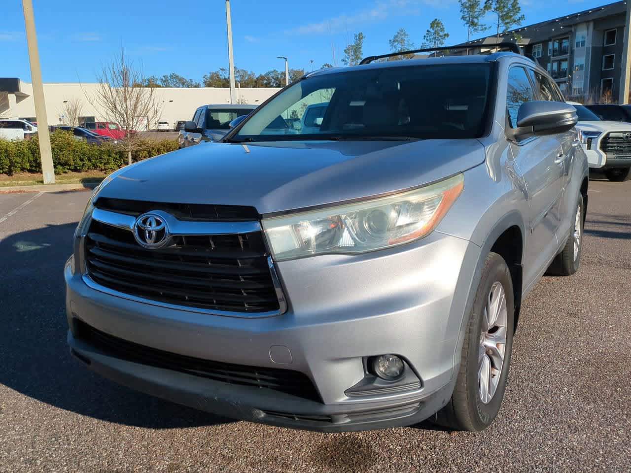 Thumbnail: 2015 Toyota Highlander - 2