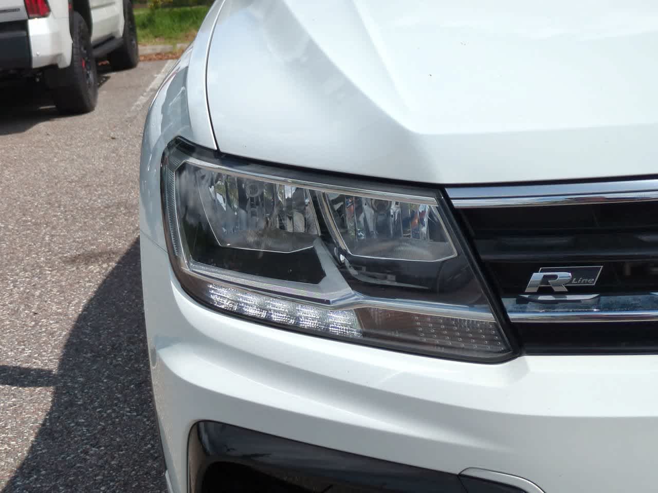 Thumbnail: 2019 Volkswagen Tiguan - 10