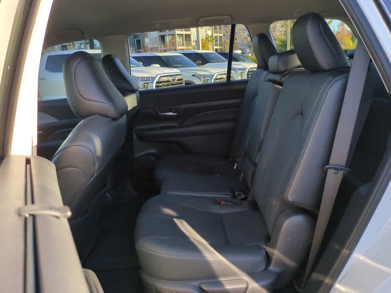 Thumbnail: 2024 Toyota Grand Highlander - 13