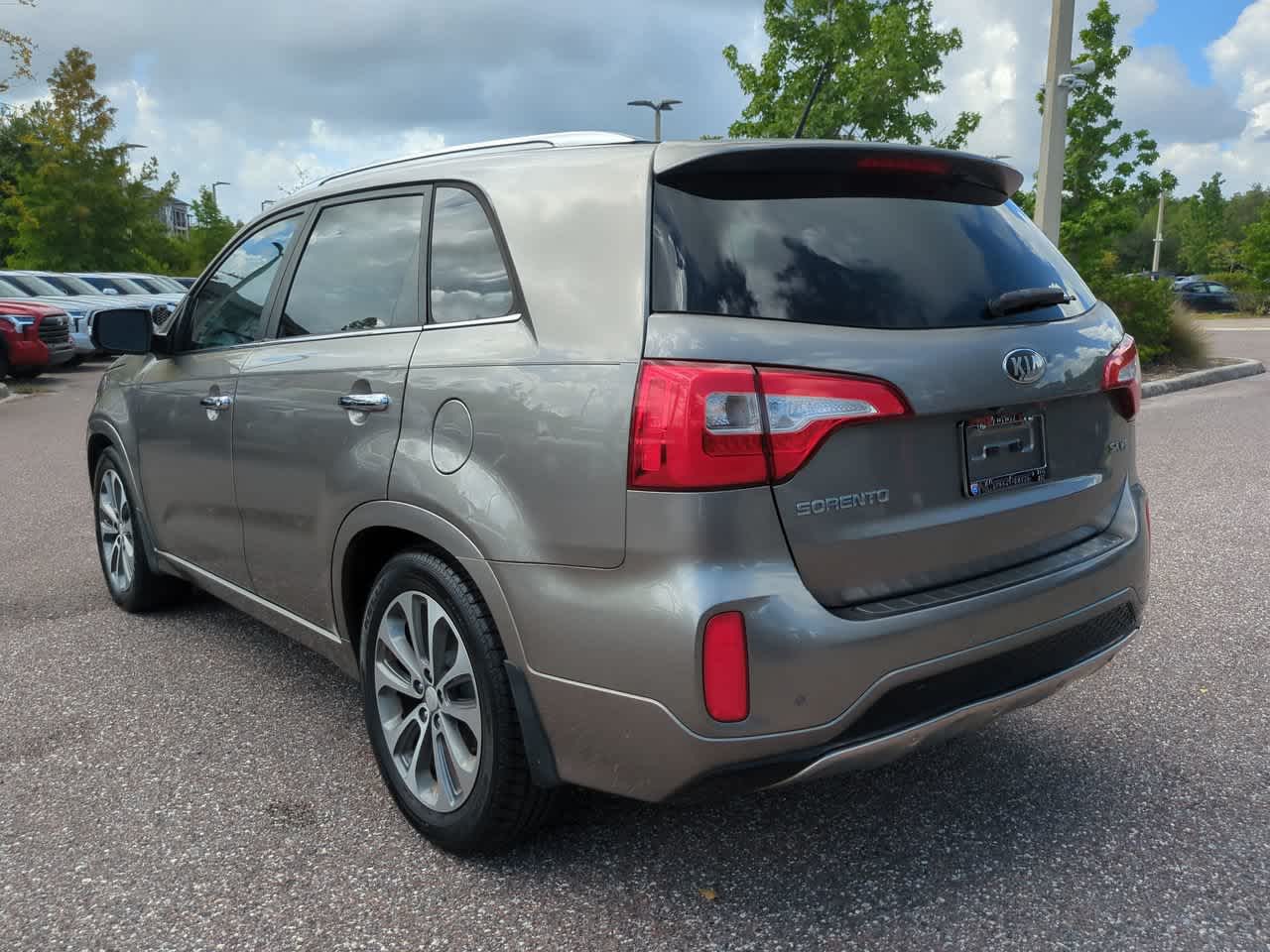Thumbnail: 2015 Kia Sorento - 4