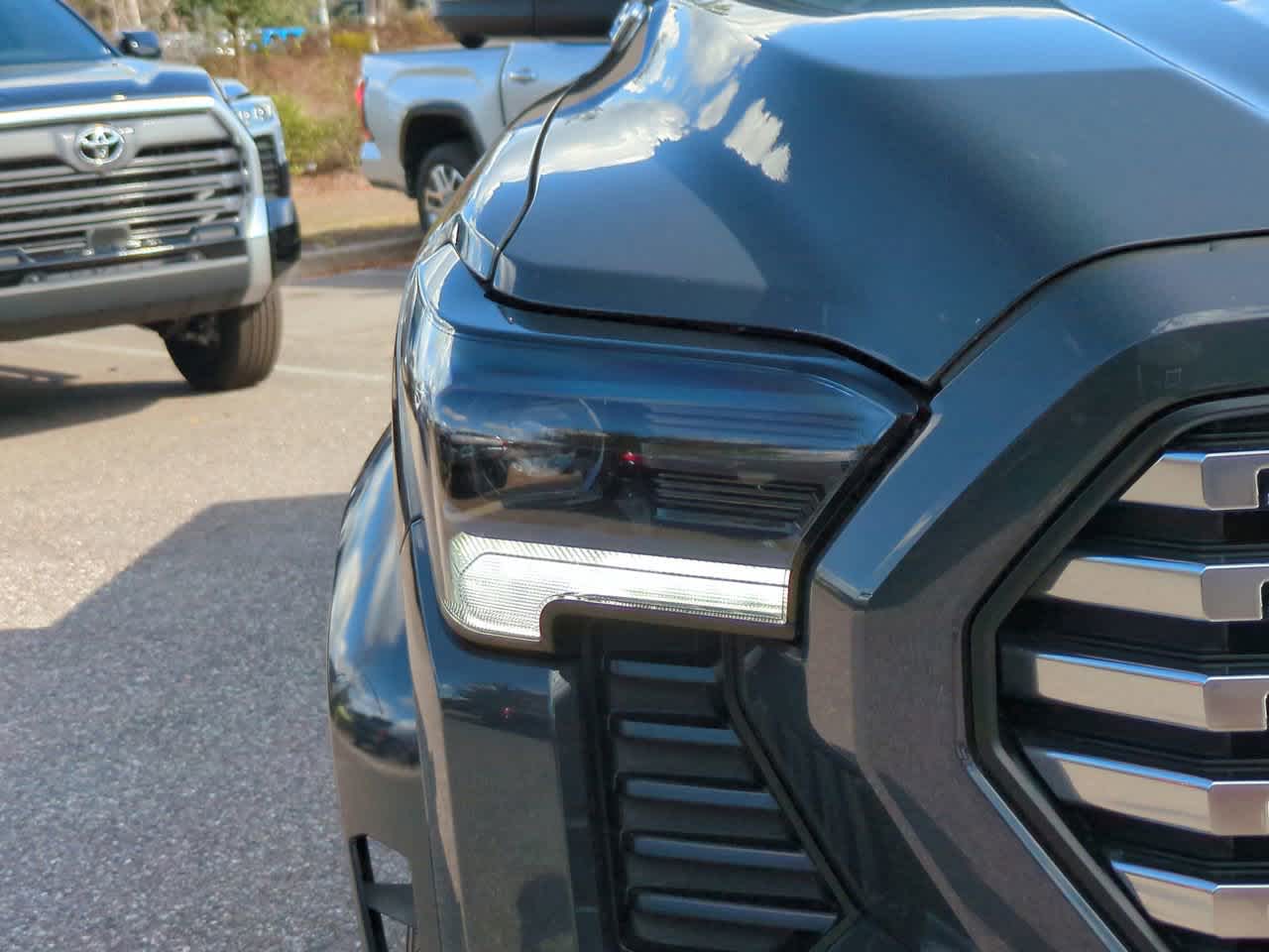 Thumbnail: 2024 Toyota Tacoma - 10