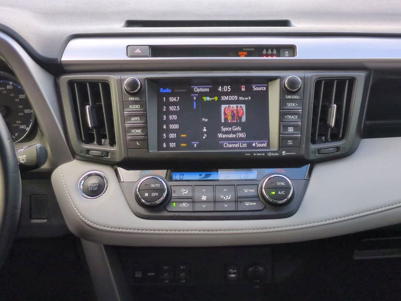 Thumbnail: 2018 Toyota RAV4 - 18