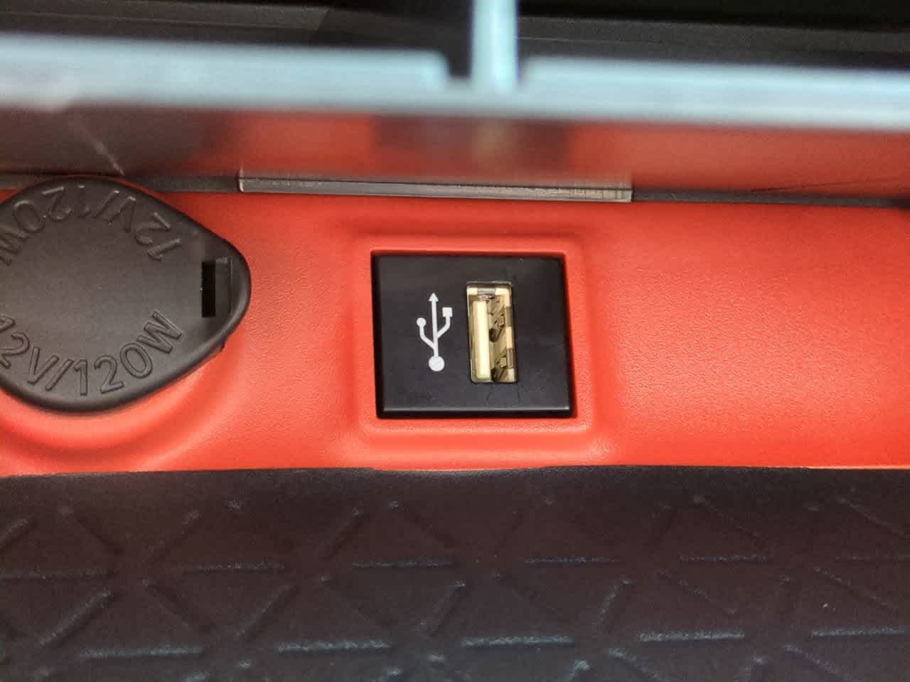 2024 Toyota RAV4 Adventure 21