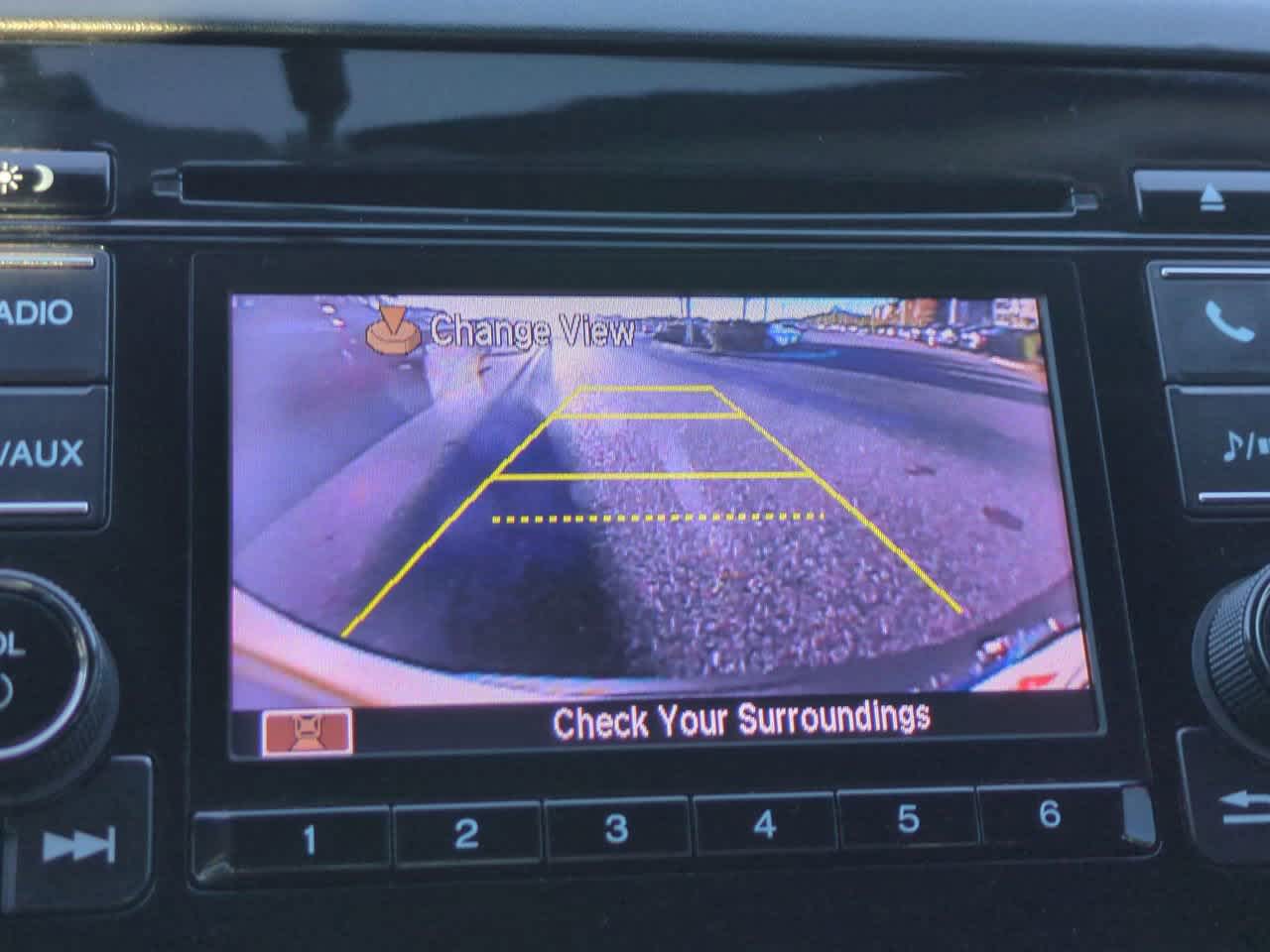 Thumbnail: 2016 Honda HR-V - 17