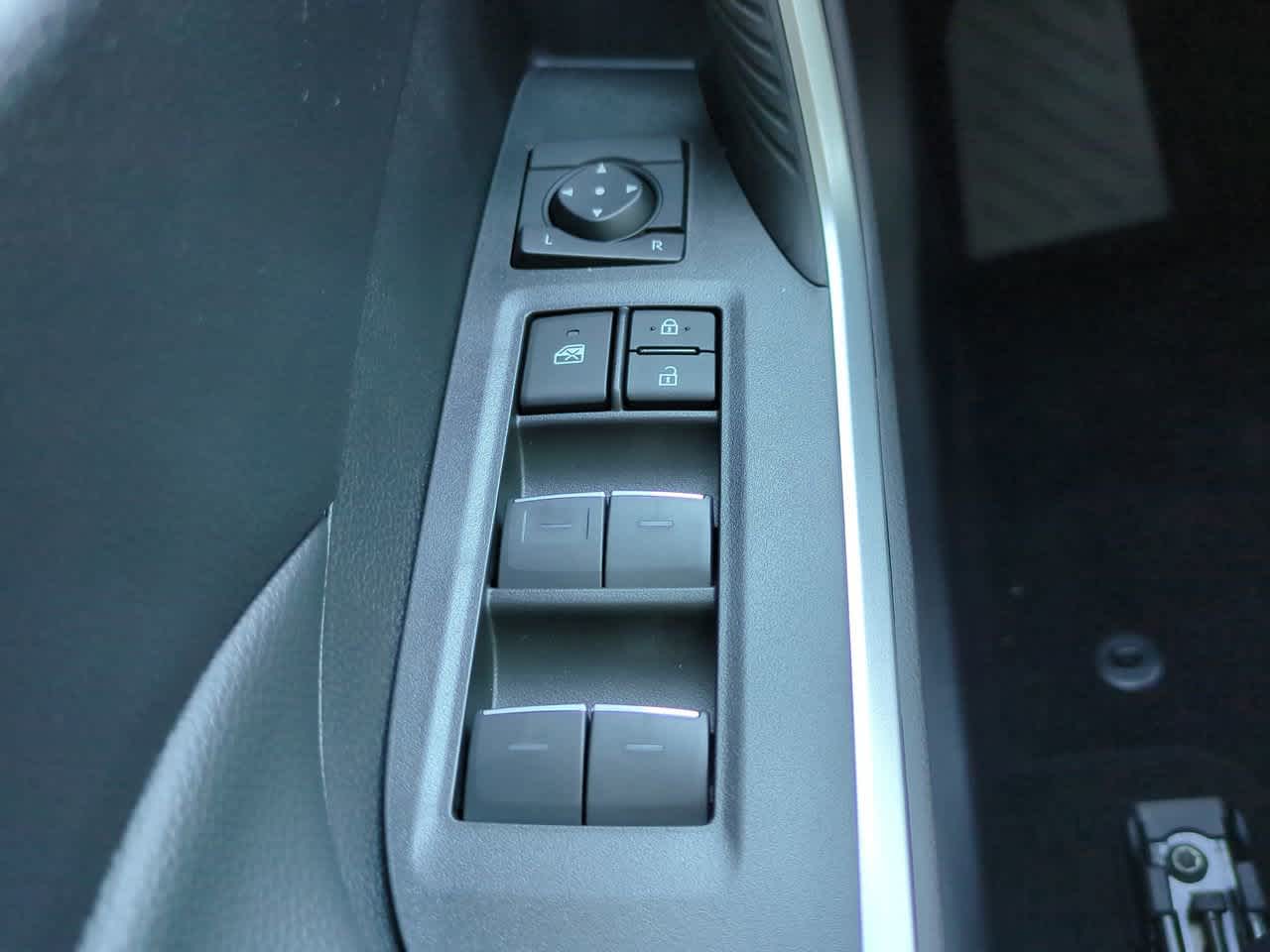 Thumbnail: 2025 Toyota RAV4 - 22