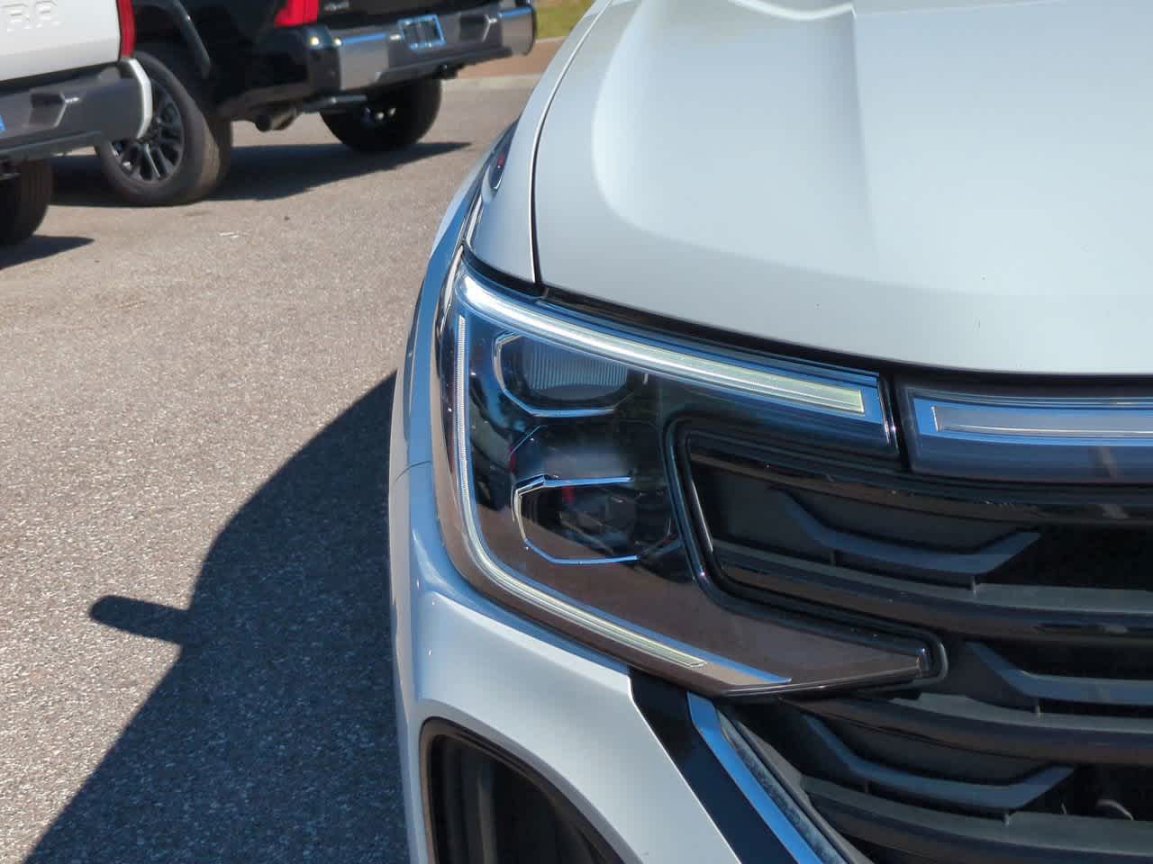 Thumbnail: 2025 Volkswagen Atlas - 10