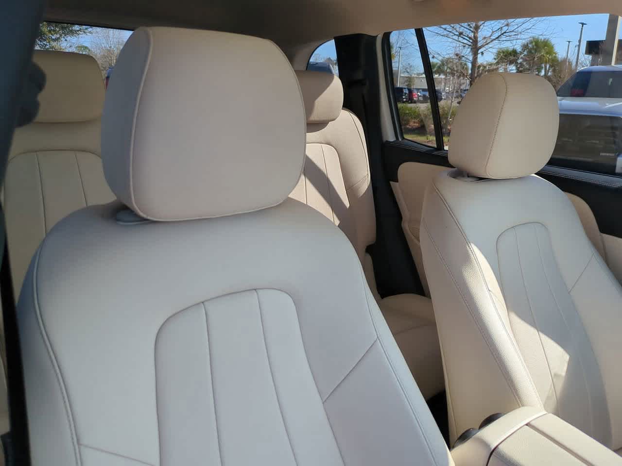 Thumbnail: 2023 Mercedes-Benz GLB - 7