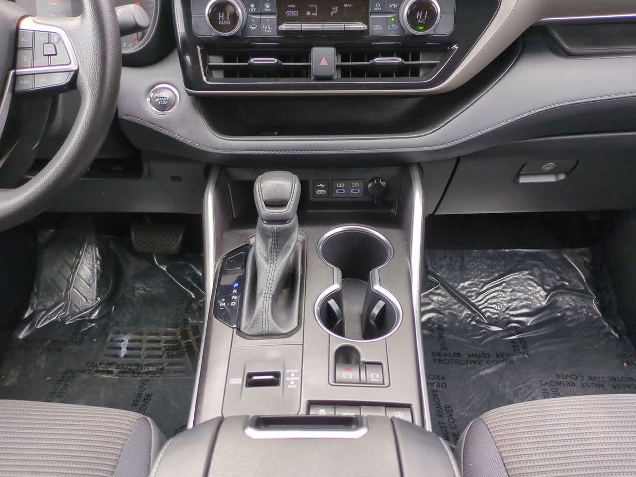 Thumbnail: 2022 Toyota Highlander - 19