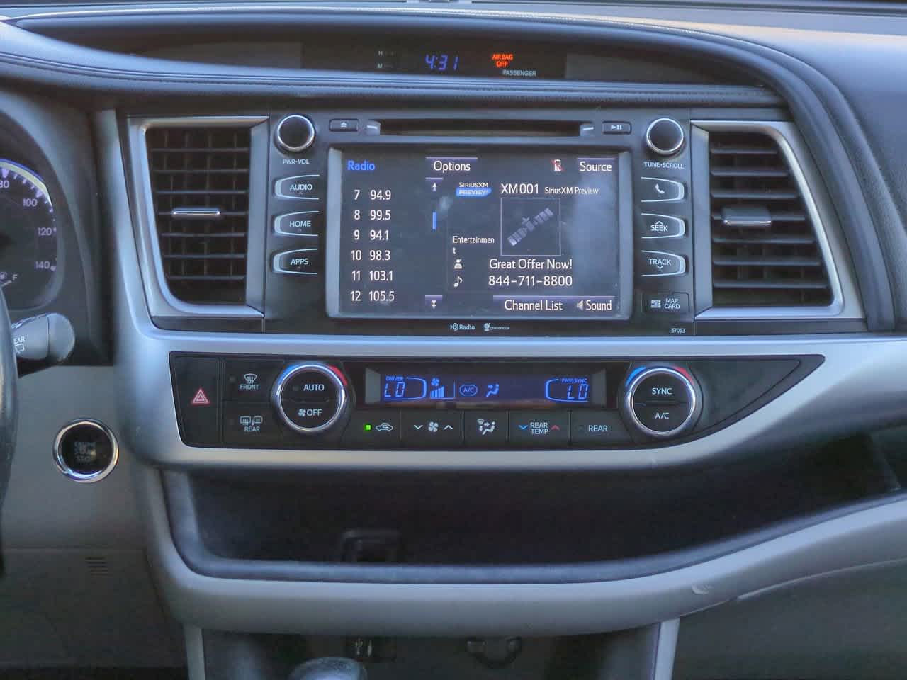 Thumbnail: 2015 Toyota Highlander - 18