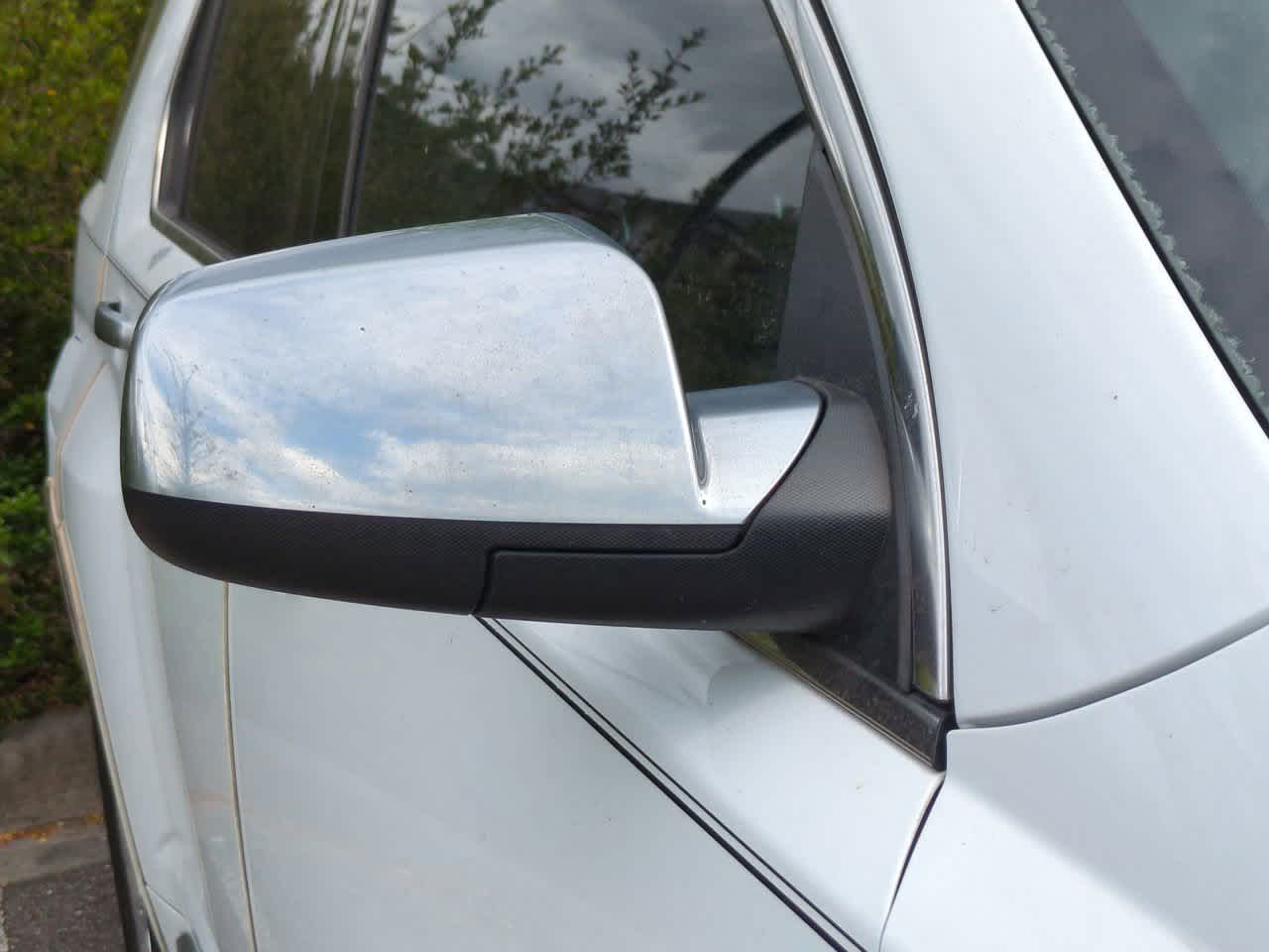 Thumbnail: 2015 GMC Terrain - 10