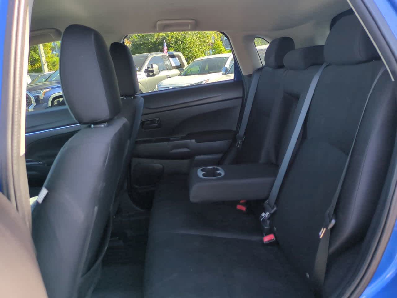 Thumbnail: 2015 Mitsubishi Outlander Sport - 13