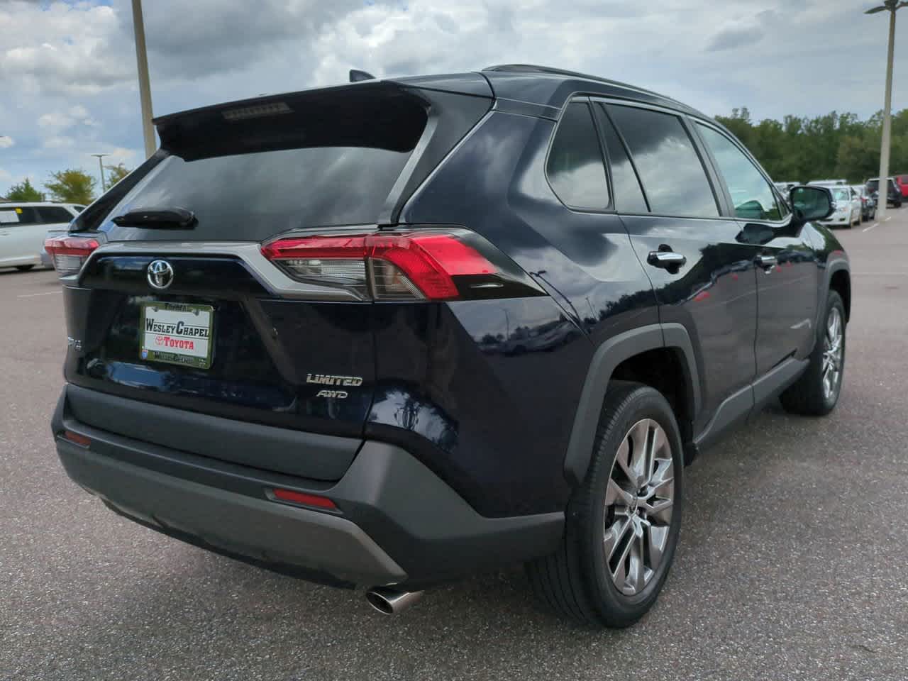 Thumbnail: 2021 Toyota RAV4 - 6