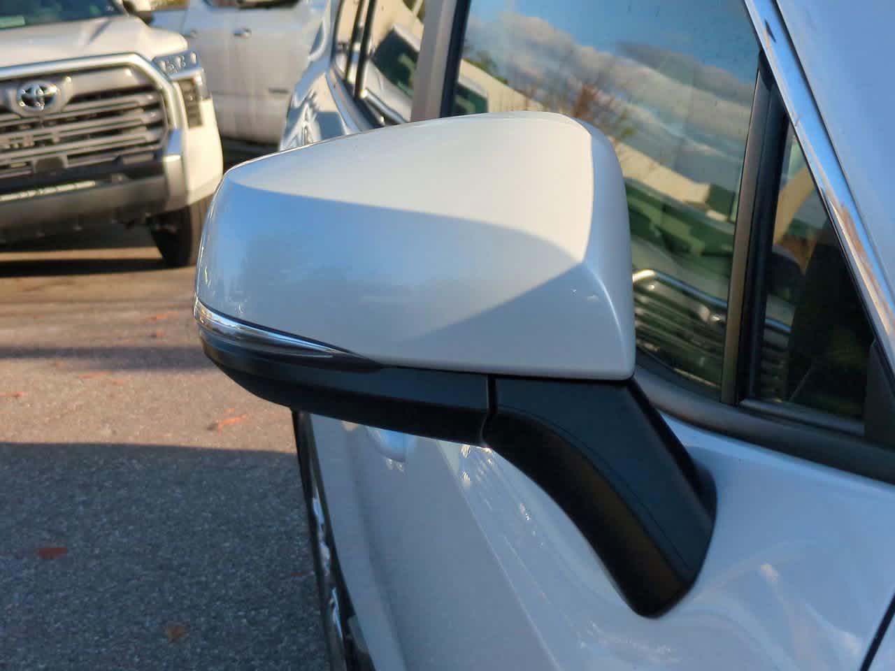 Thumbnail: 2025 Toyota RAV4 - 11