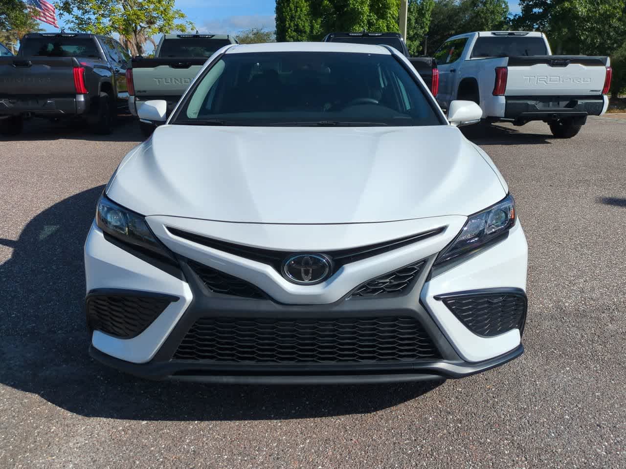 Thumbnail: 2023 Toyota Camry - 9