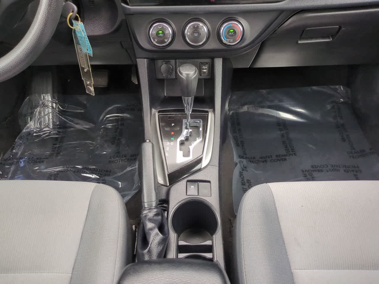 Thumbnail: 2014 Toyota Corolla - 18
