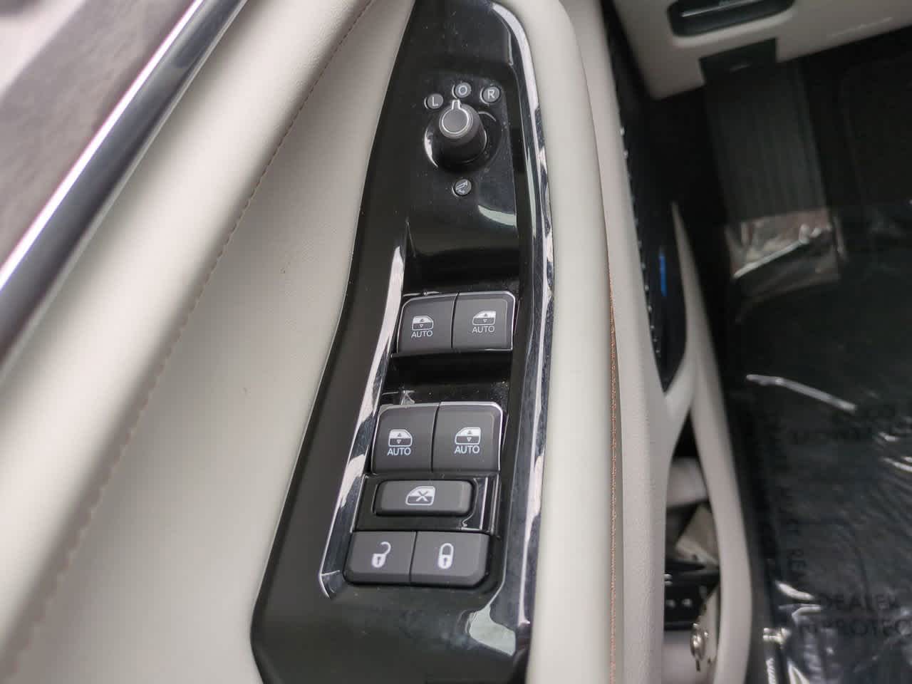 Thumbnail: 2021 Jeep Grand Cherokee L - 25