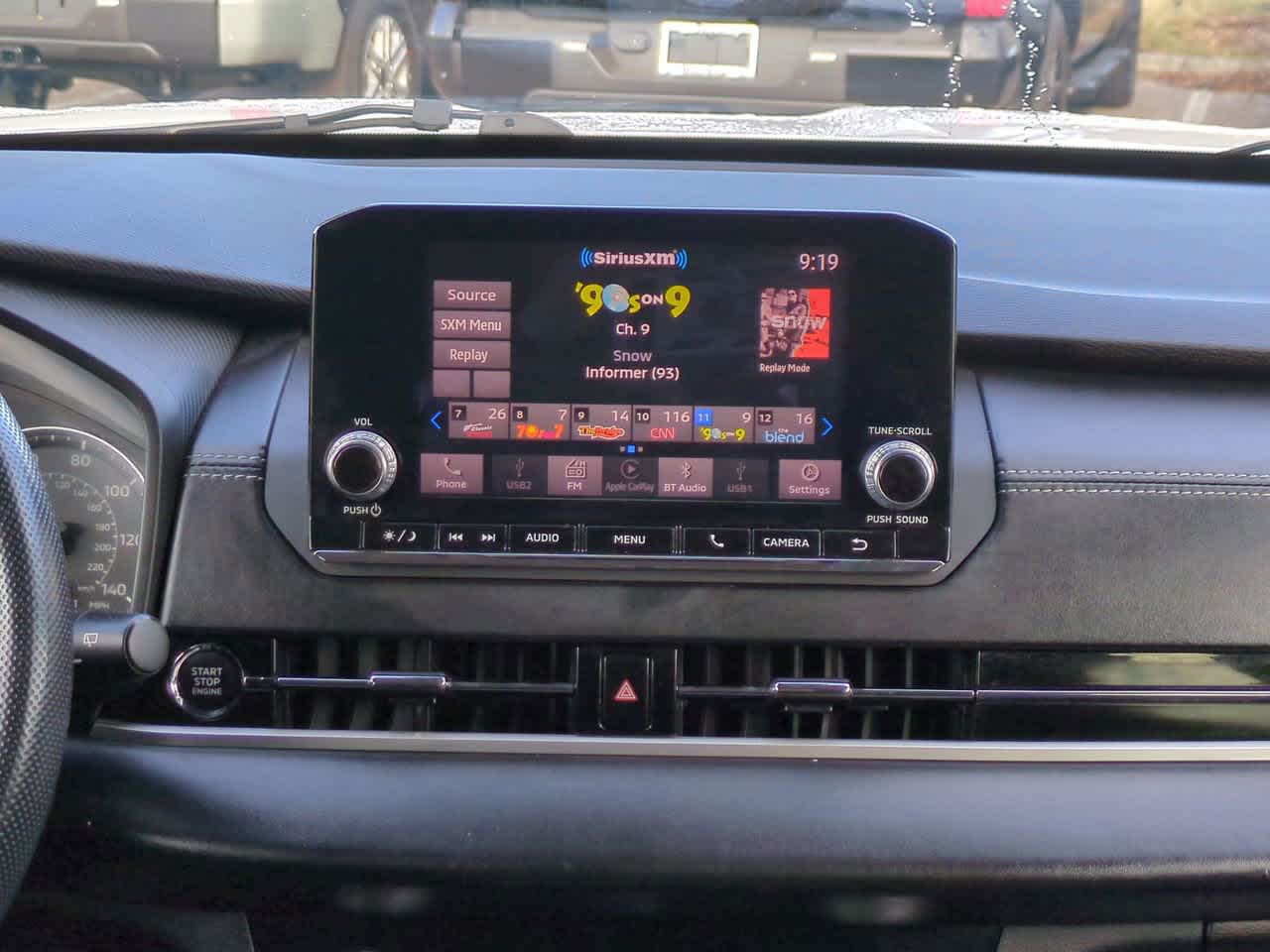 Thumbnail: 2022 Mitsubishi Outlander - 17