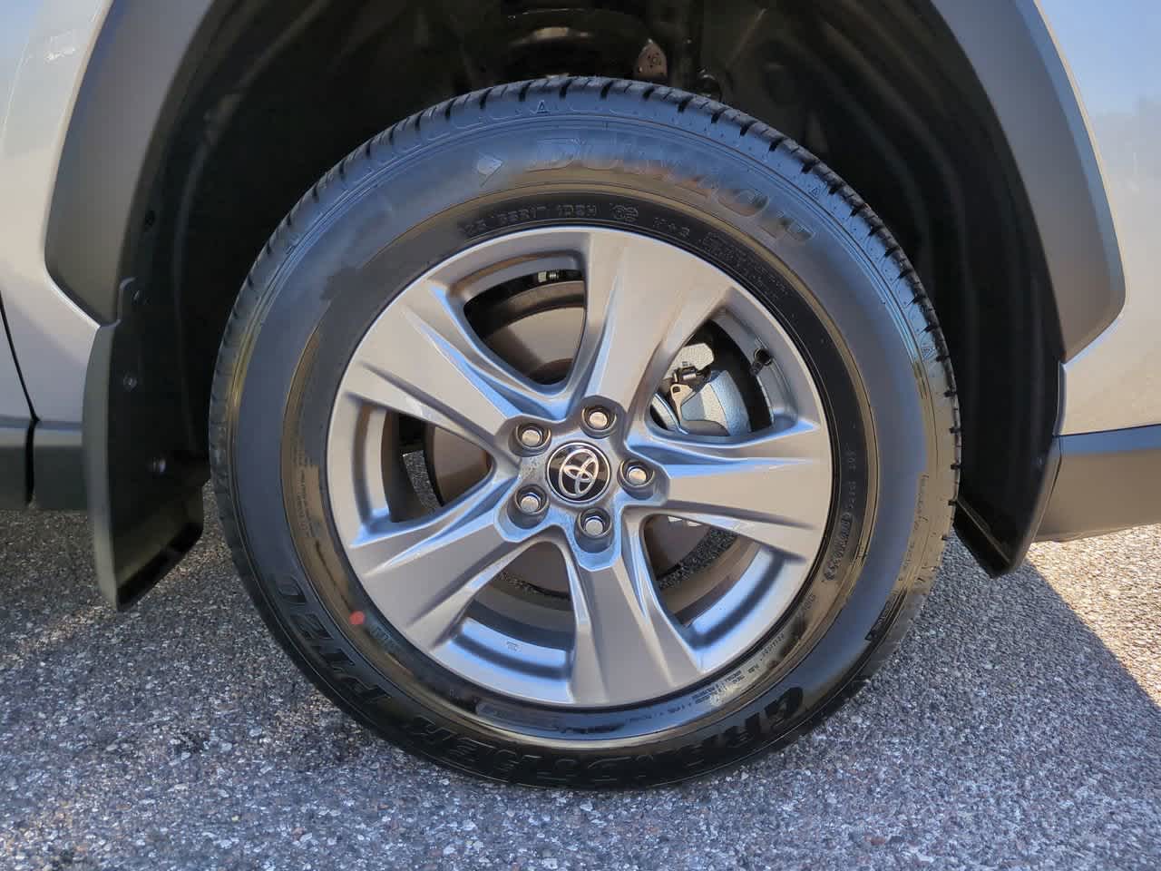 Thumbnail: 2025 Toyota RAV4 - 11