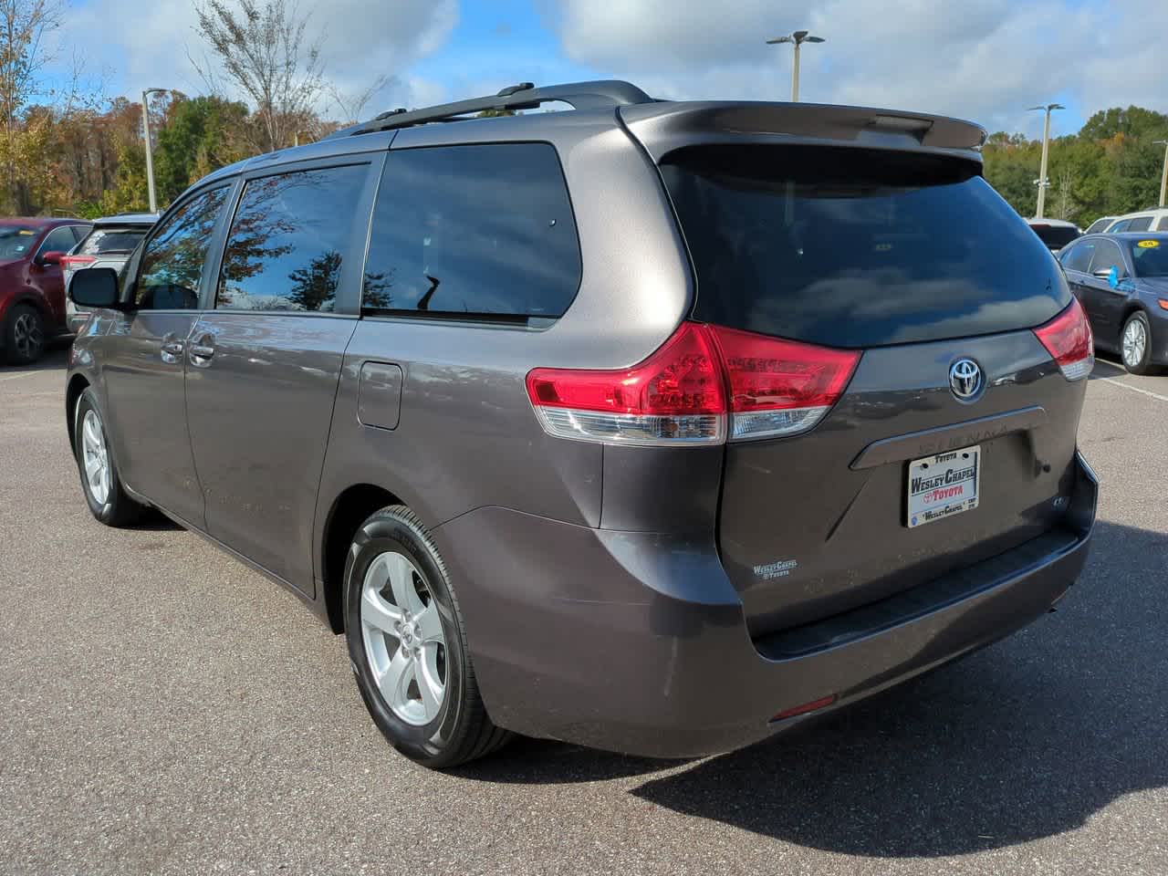 Thumbnail: 2012 Toyota Sienna - 4