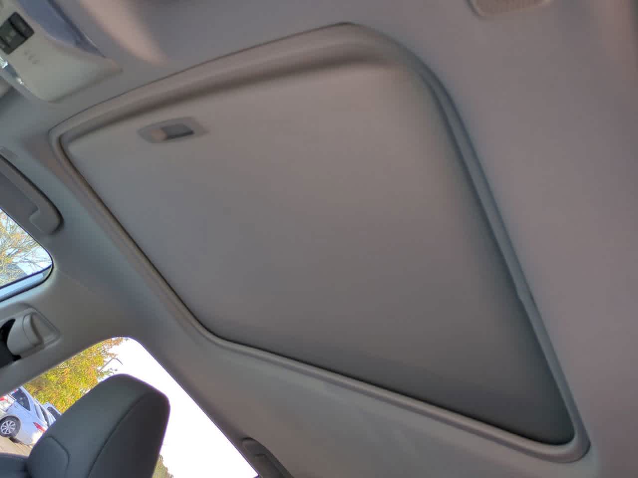 Thumbnail: 2025 Toyota RAV4 - 19