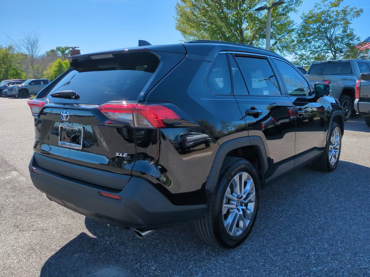 Thumbnail: 2023 Toyota RAV4 - 6