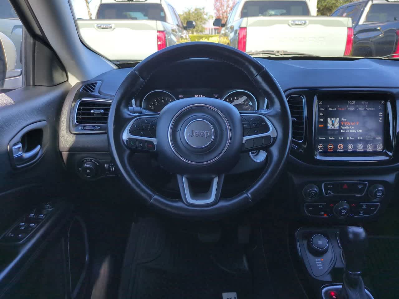 Thumbnail: 2018 Jeep Compass - 14