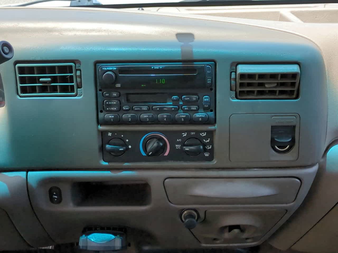 Thumbnail: 2003 Ford F-350 - 17