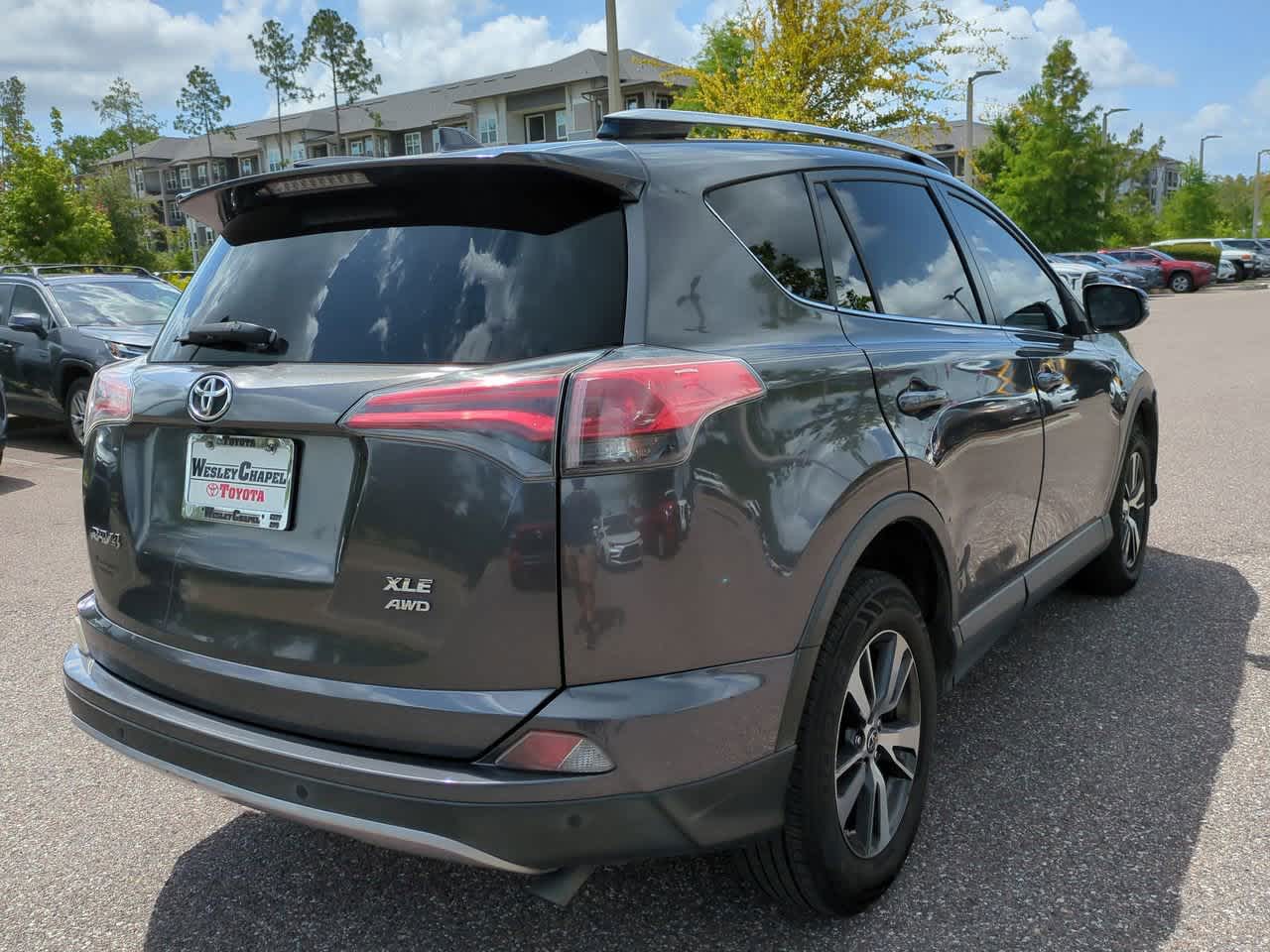 Thumbnail: 2017 Toyota RAV4 - 6