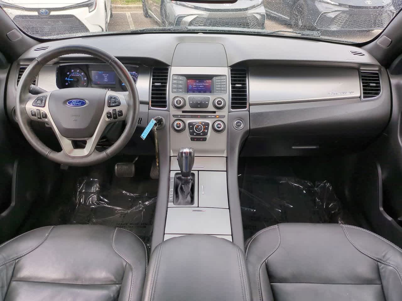 Thumbnail: 2016 Ford Taurus - 14