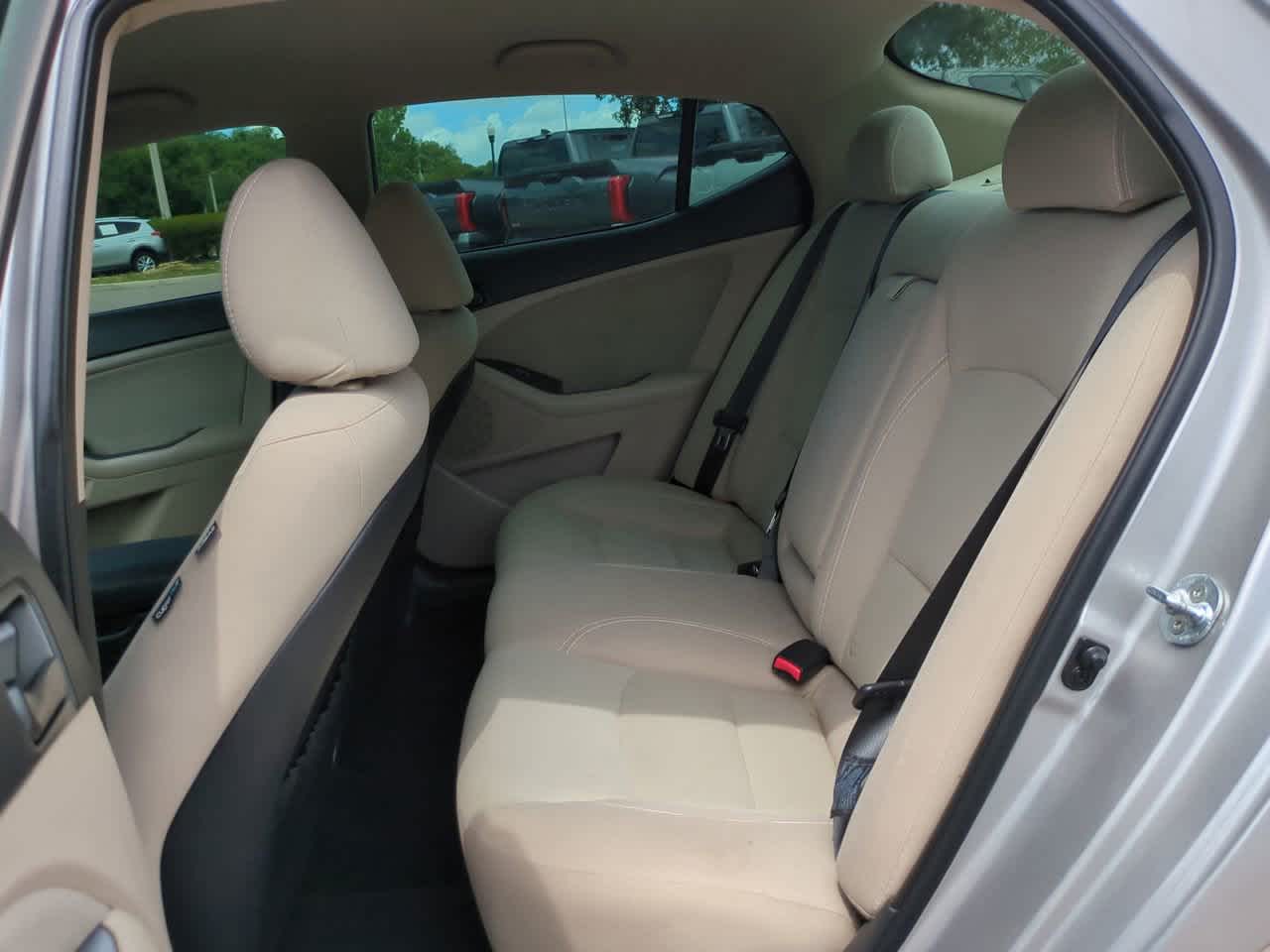 Thumbnail: 2015 Kia Optima - 13