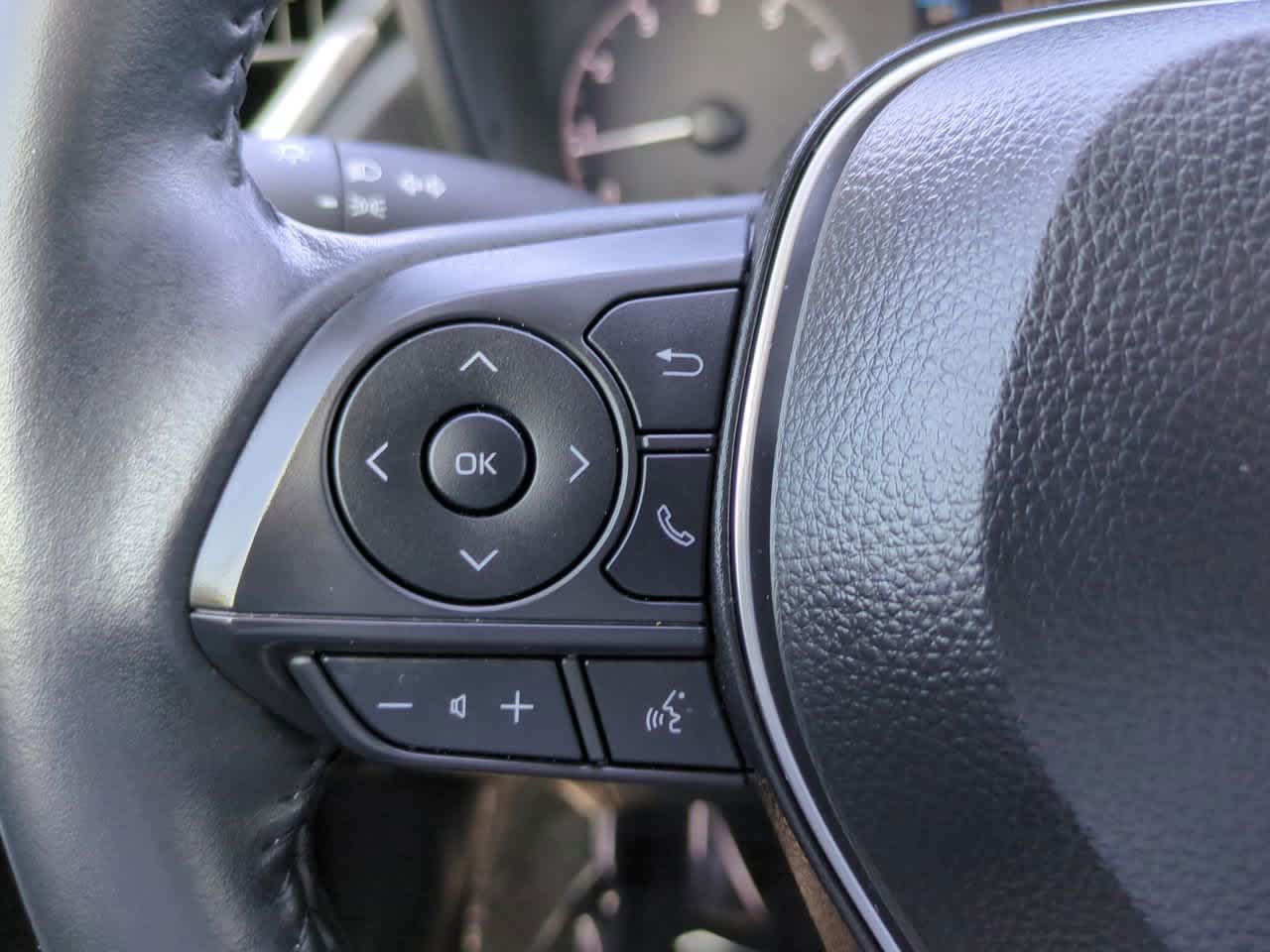 Thumbnail: 2024 Toyota Corolla Cross - 22