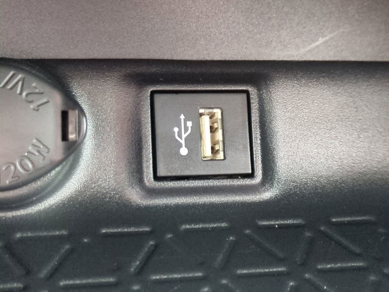 Thumbnail: 2025 Toyota RAV4 - 21