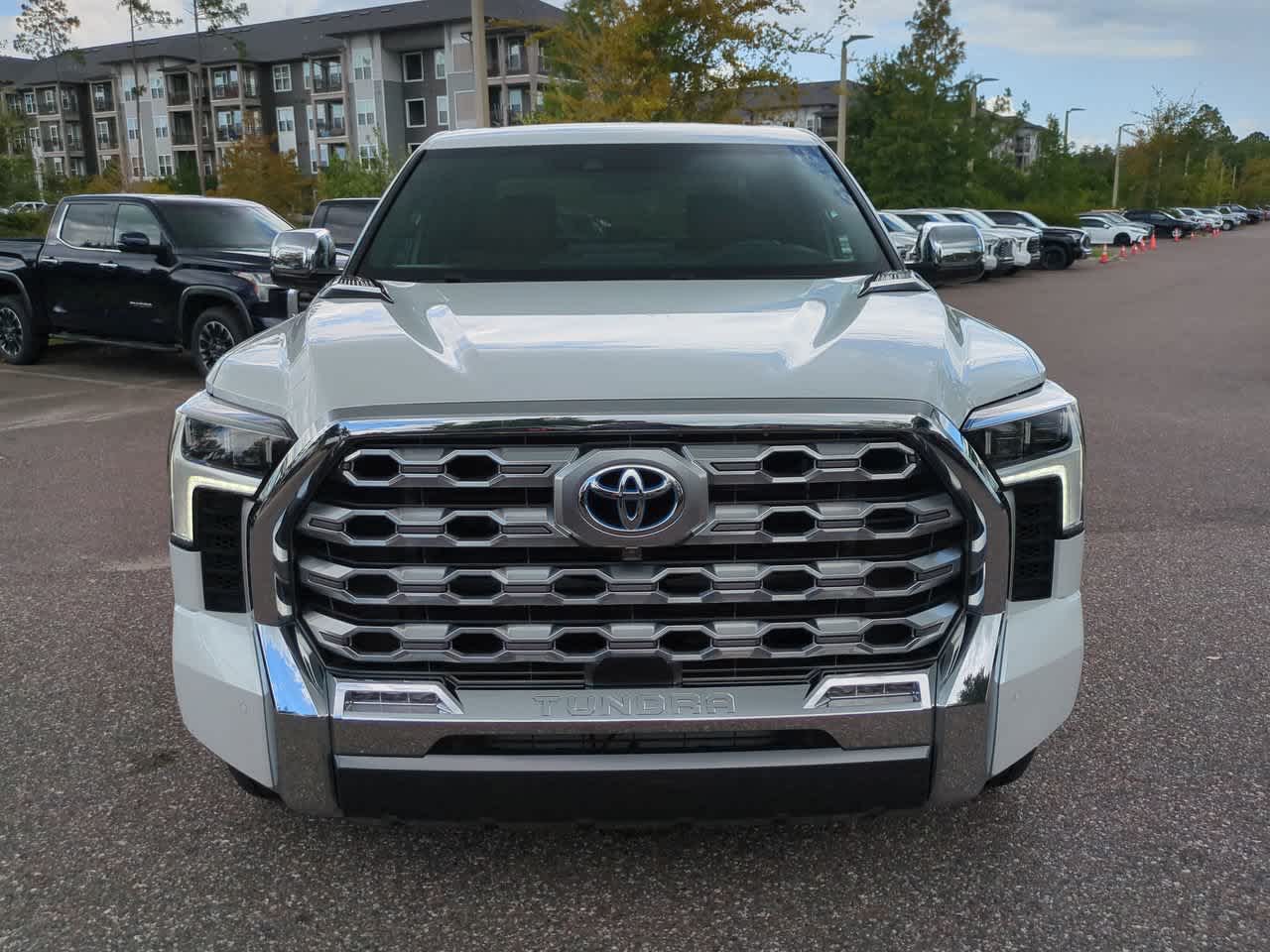 Thumbnail: 2024 Toyota Tundra - 9
